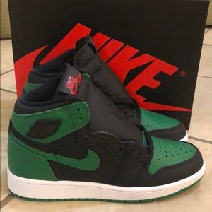 Jordan 1 Retro High Pine Green Black
